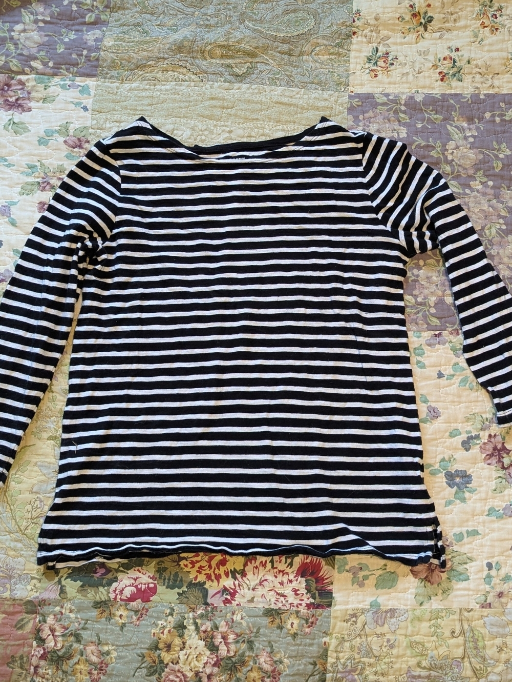 Old Navy striped 3/4 Sleeves Black White